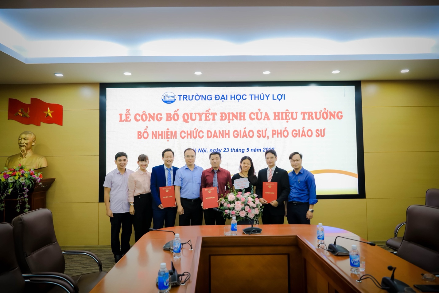 Công bố Quyết định bổ nhiệm chức danh Giáo sư, Phó giáo sư năm 2021