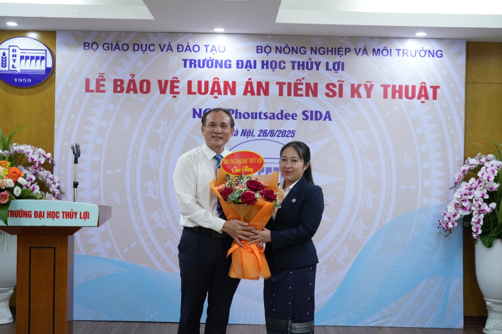 Một lời hứa âm thầm, một hành trình rực sáng