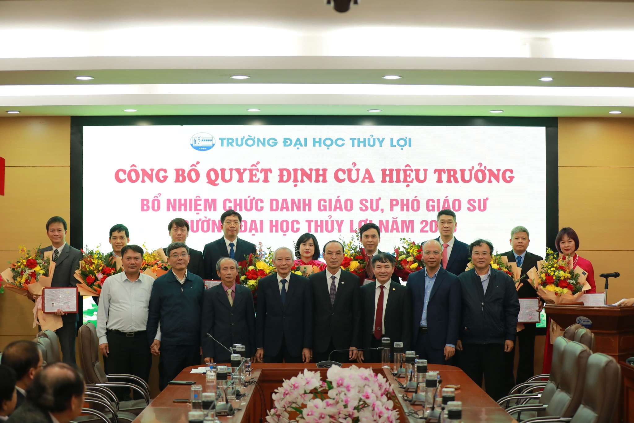 Công bố quyết định Bổ nhiệm chức danh Giáo sư, Phó giáo sư Trường Đại học Thủy lợi năm 2023